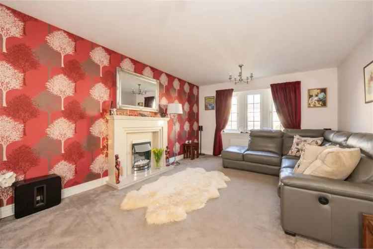 5 Bed Detached House Roslin with 2 En-Suites and Garage