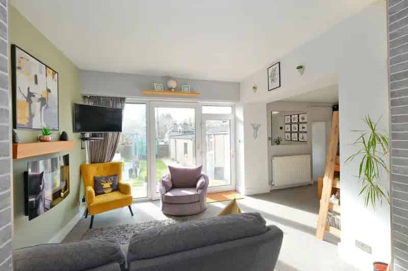 3 Bedroom Semi-Detached House in Bieldside
