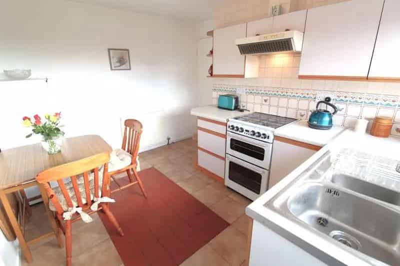 2 Bedroom Bungalow For Sale