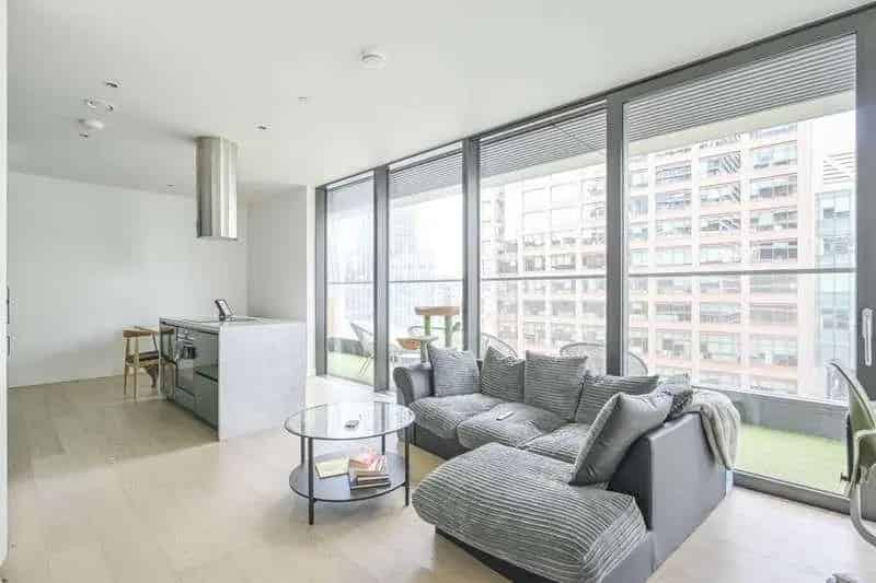 1 Bed Flat for Sale in Wardian Canary Wharf
