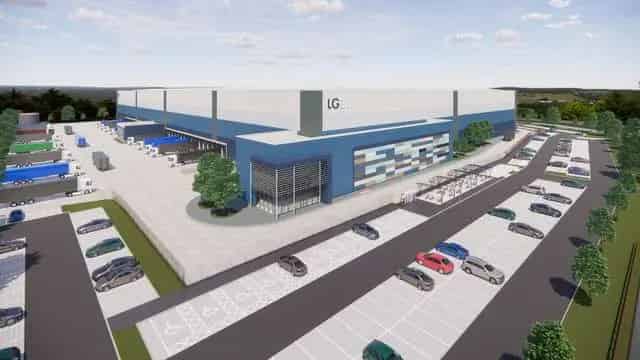 LG387, DP World London Gateway Logistics Park, Stanford-le-Hope, SS17 9DY | Property to rent | Savills