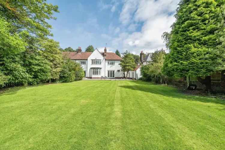 5 Bedroom Semi Detached House Sandfield Park Merseyside