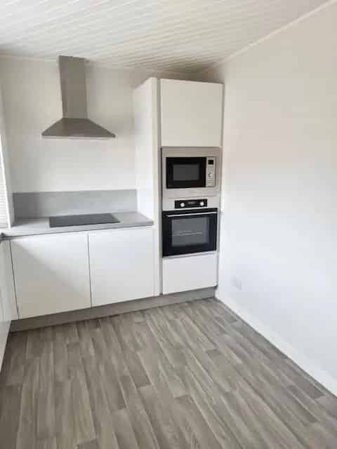 Three Bed Mid Terrace Family Home