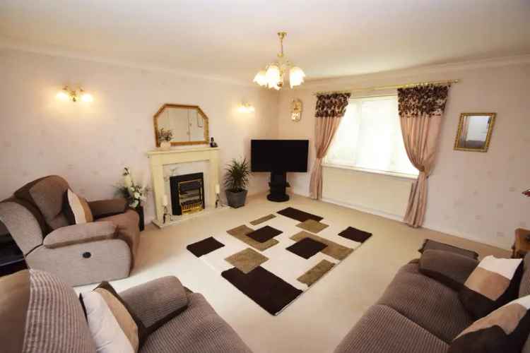 Bungalow For Sale in Bradford, England