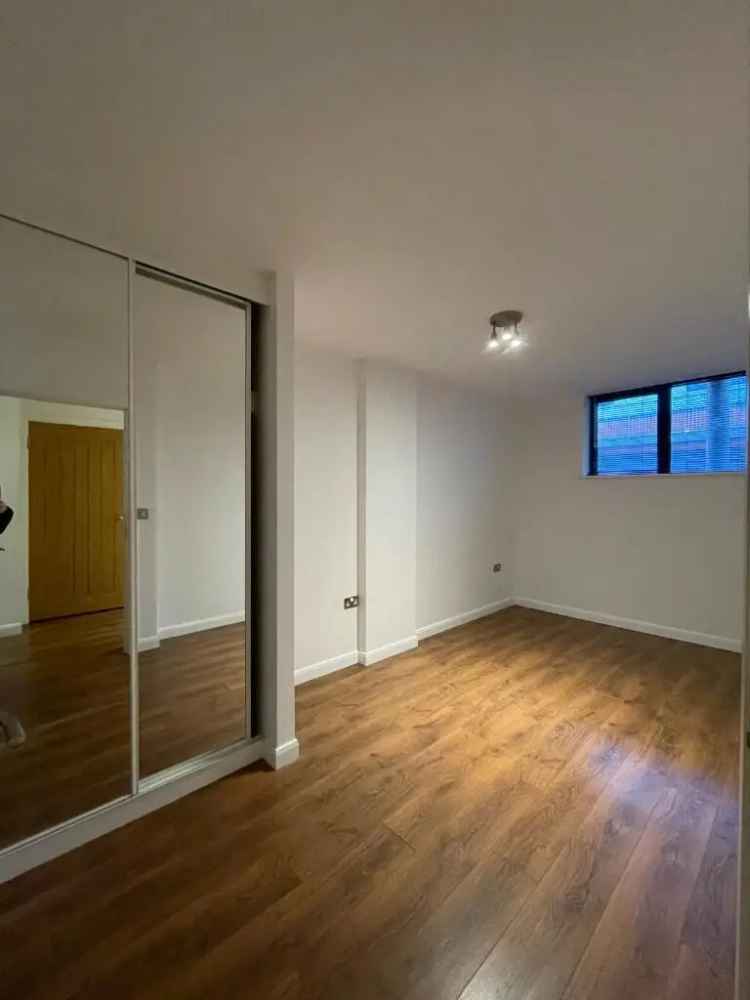 2 Bedroom Apartment Bedford - Modern Living