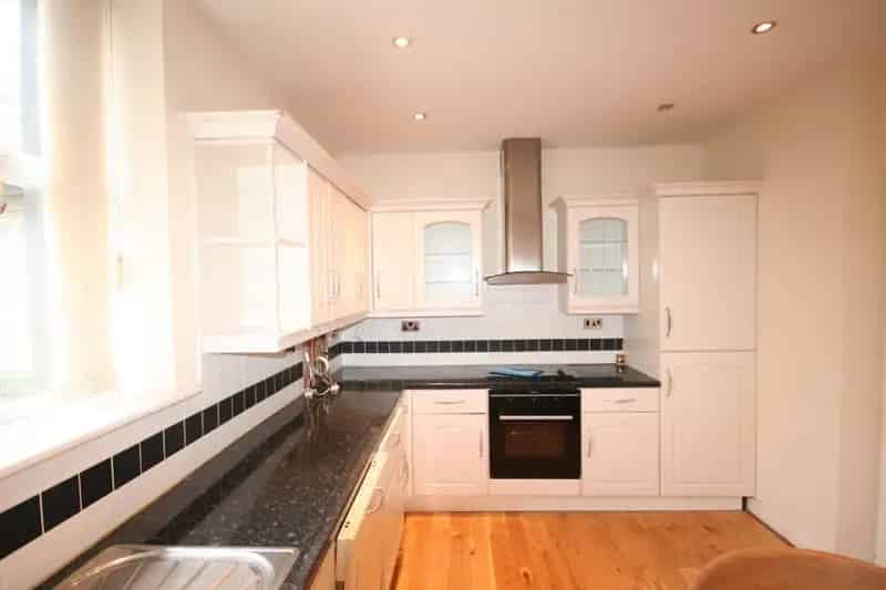 2 Bedroom Flat To Let Otley 731 SQ FT