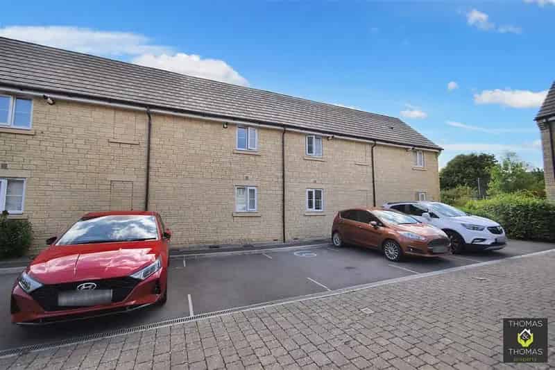 2 Bedroom Terraced House To Rent Tuffley Allocated Parking