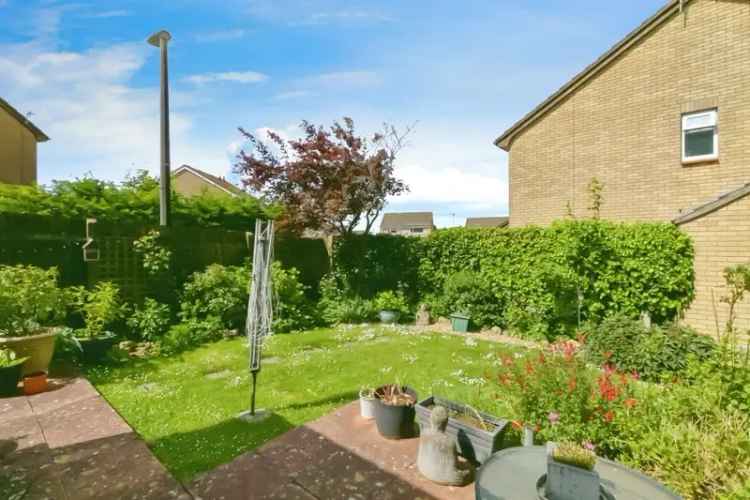 3 Bedroom Detached House Highlight Park Driveway Garage No Chain