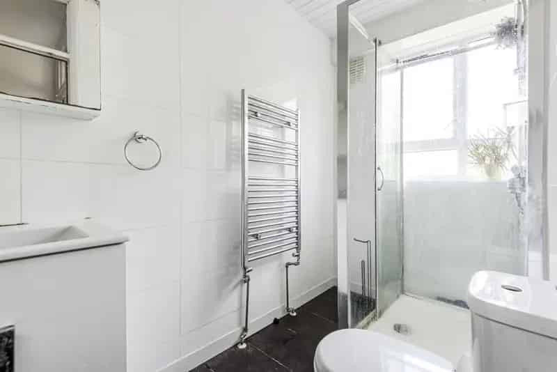 Four Bedroom Flat Southfields - Near District Line