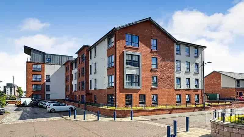 2 Bedroom Apartment for Sale