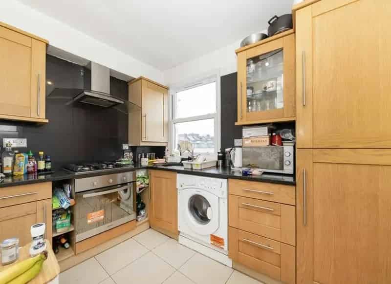 2-Bedroom Flat with Terrace near West Hampstead