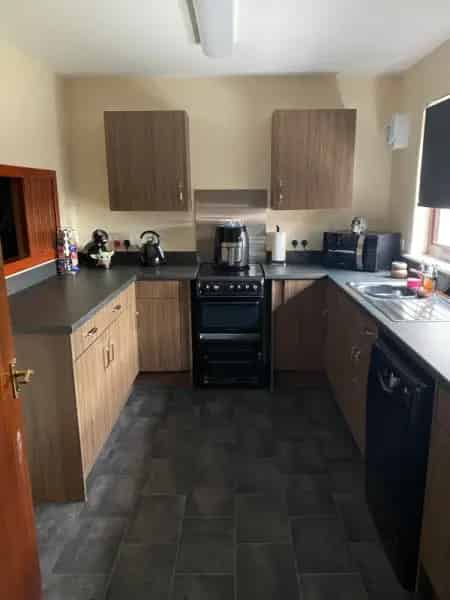New Kitchen, 2 Bathrooms, Large Loft, and Gardens
