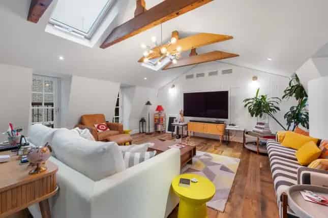 Duplex for Sale in Strand London WC2R