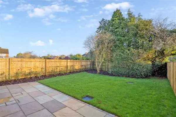 Chilton Close, Penn, Buckinghamshire, HP10 8AQ | New homes for sale | Savills