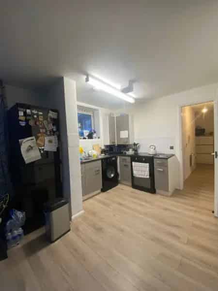Canary Wharf View Apartment 2 Beds 5th Floor Lift Parking