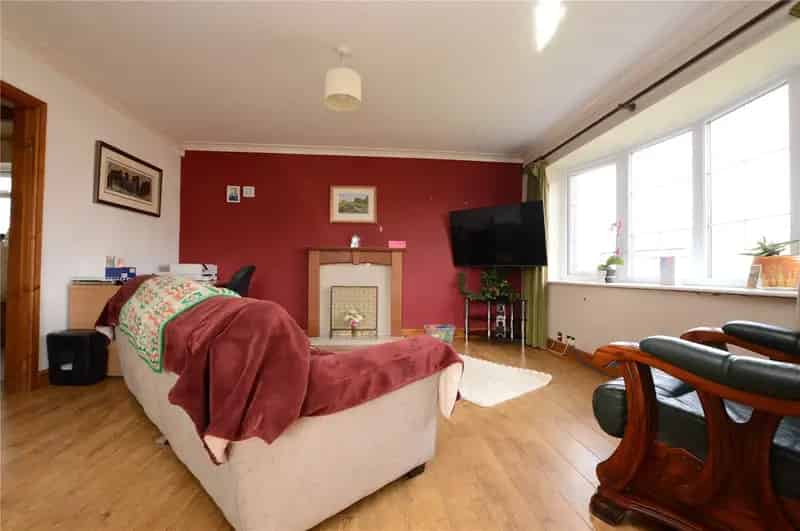 Spacious 3-Bedroom Detached Bungalow in Swillington