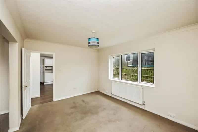 3 Bedroom Semi Detached House for Sale Online Auction