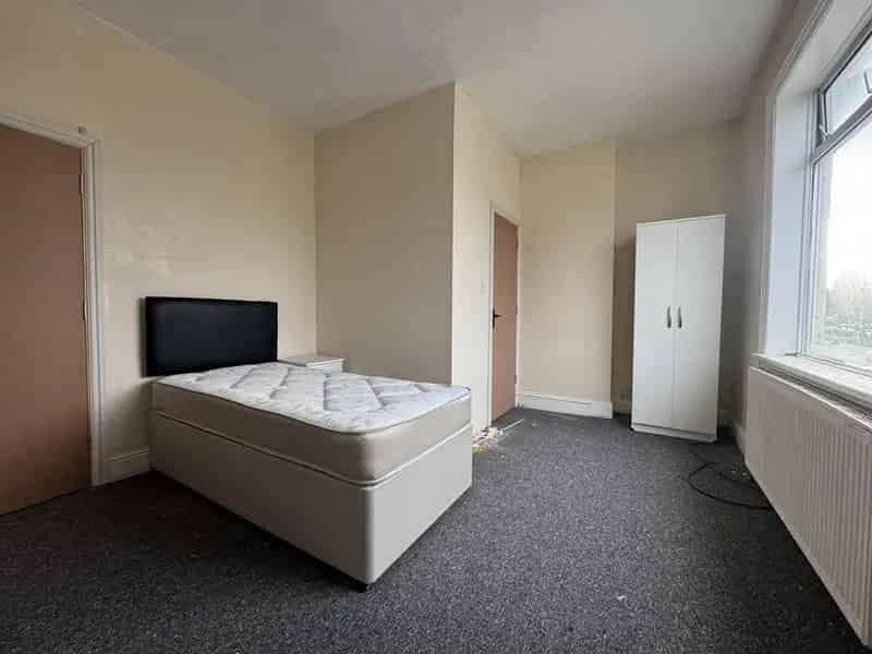 5 Bedroom Flat Share to Rent in Yardley Birmingham