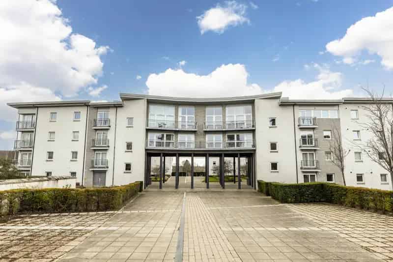 2 Bed Executive Apartment with Parking West End Aberdeen