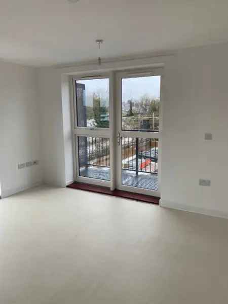 Flat For Rent in East Hertfordshire, England