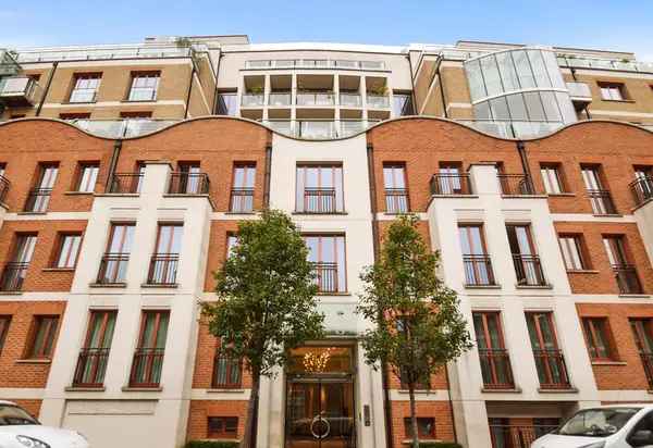Flat for Sale in Lancelot Place SW7 Knightsbridge