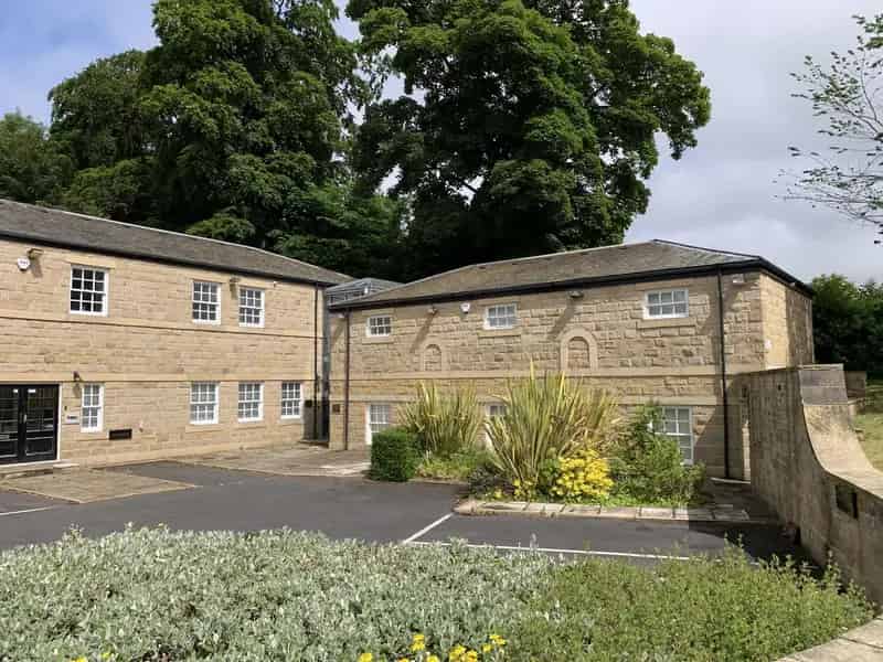 1st Floor Office Suite in Roundhay Leeds