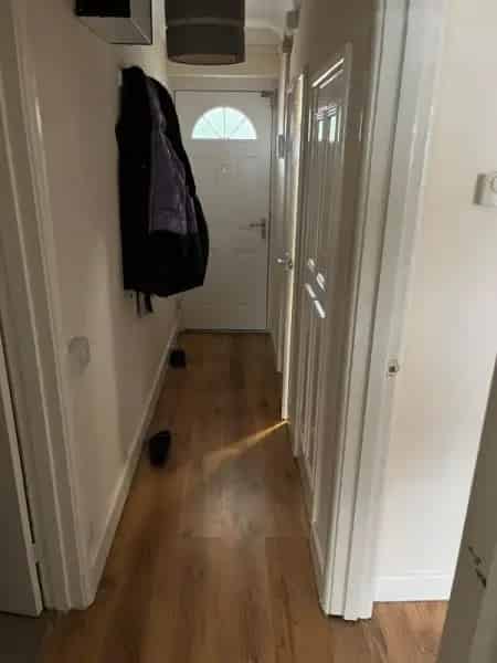 Ground Floor Flat Lewes Own Entrance Shed Parking Garden