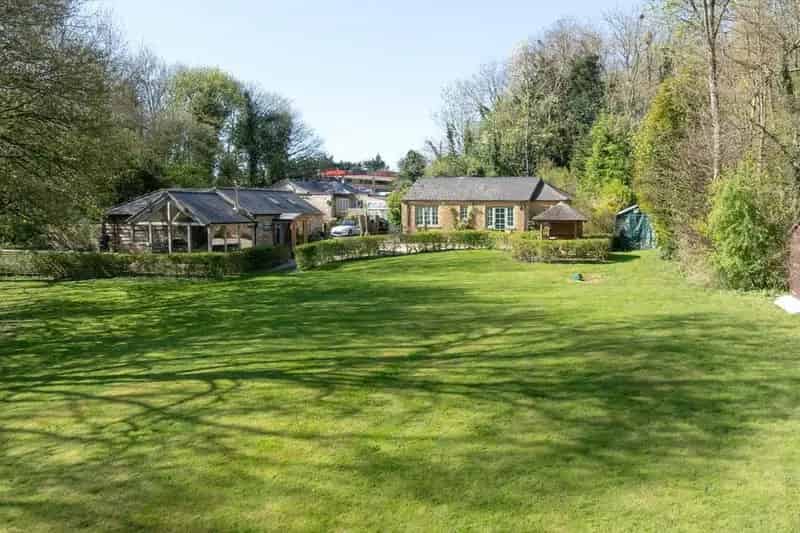 2 Bedroom Detached House for Sale