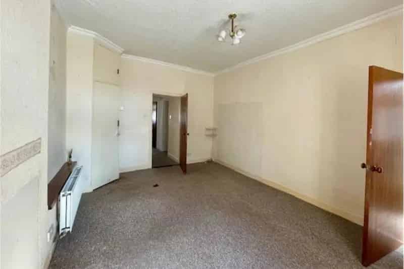 2 Bed End Terraced Bungalow Thornhill Village Centre Grade B Listed