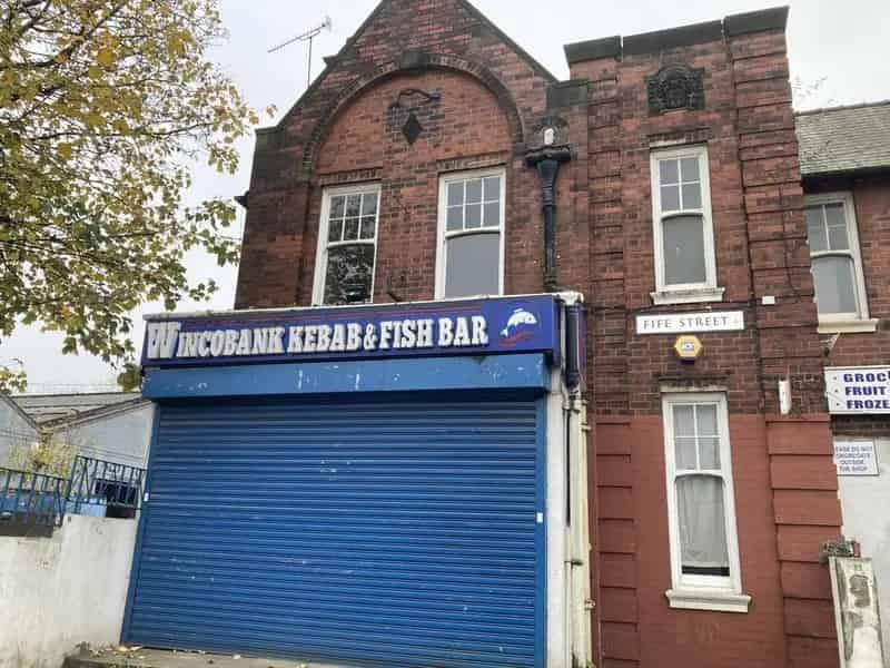Ground Floor Takeaway with 3-Bedroom Flat