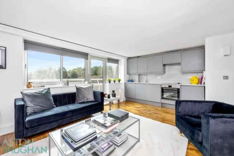 3 Bedroom Luxury Apartment With Balcony Parking and Gym