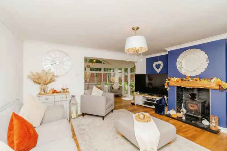 Spacious Four Bedroom Detached Family Home Near Dudley Port