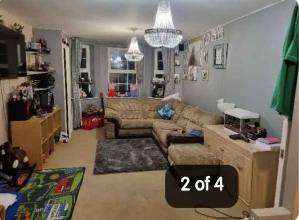 Flat For Rent in Adur, England