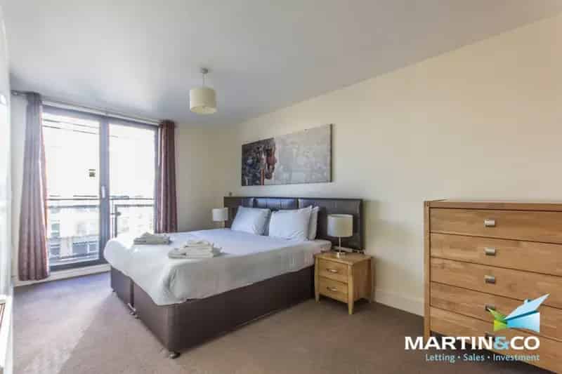 1 Bedroom Flat for Sale in The Arcadian Birmingham Cash Buyers Only
