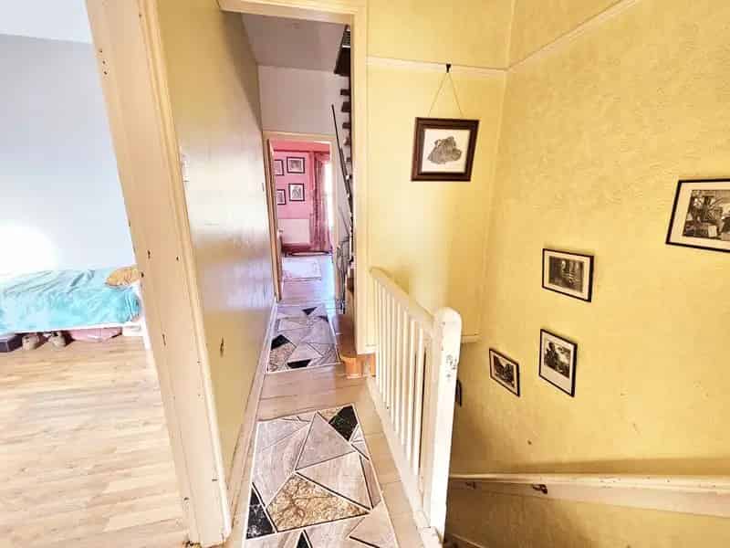2 Bedroom Semi-Detached House to Rent