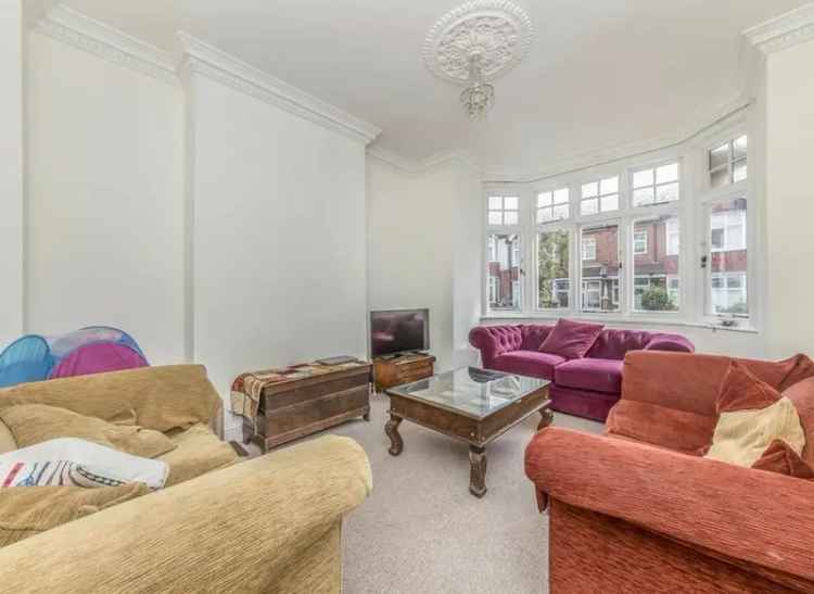 House For Sale in London, England