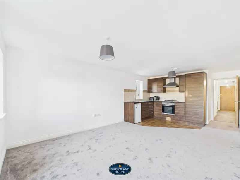 2 Bedroom Flat House to Rent in Earlsdon