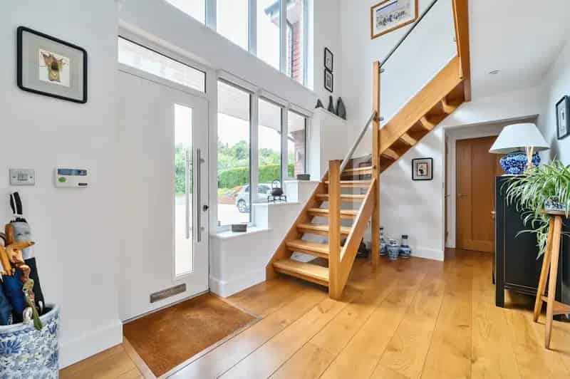 4 Bedroom Contemporary Home for Sale in Mayfield