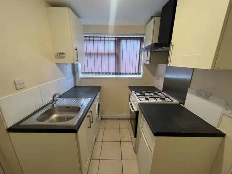 Furnished 1 Bedroom Ground Floor Flat All Bills Included Available Now