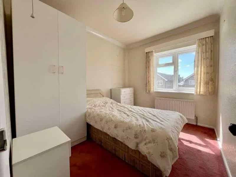 3 Bed Mid Terrace House for Sale Heckford Park