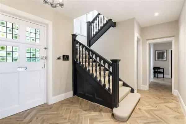 Frensham Vale, Lower Bourne, Farnham, Surrey, GU10 3HT | Property for sale | Savills