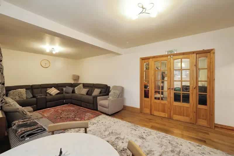 5 Bedroom Detached House Littleover Derbyshire