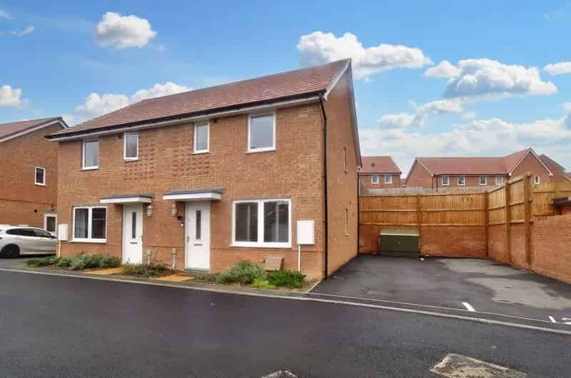 3 Bedroom Detached House for Sale Gillies Meadow Rooksdown