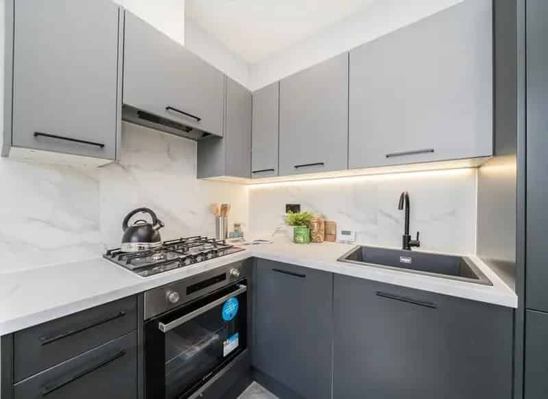 One Bedroom Flat Munster Village Parsons Green Refurbished
