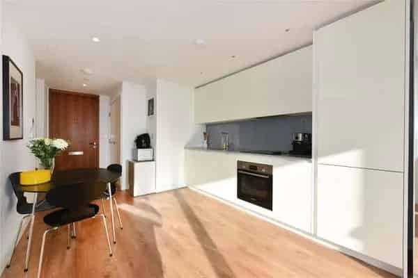 Hampton Tower, Hampton Tower, Canary Wharf, London, E14 9LW | Property for sale | Savills
