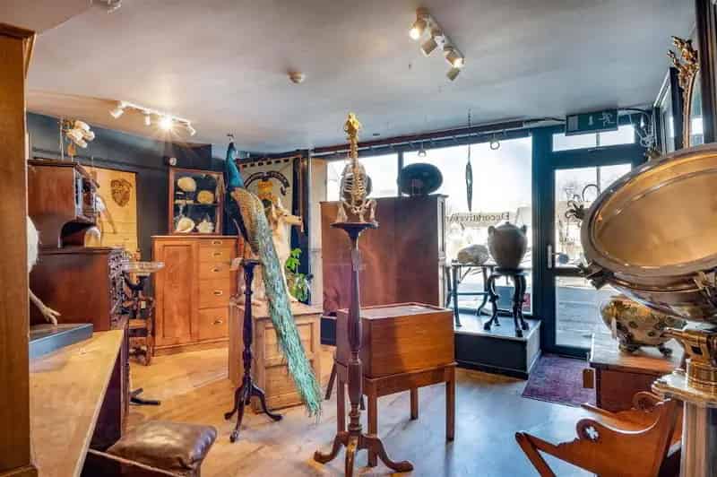 Retail Unit in Comber Village - Spacious Shop Showroom