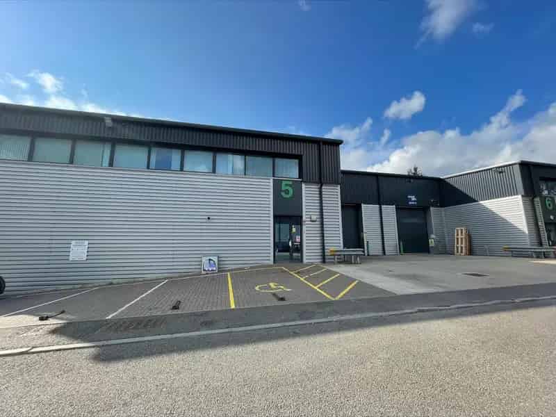Orpington Business Park Unit 5: 8454 sq ft Industrial Space
