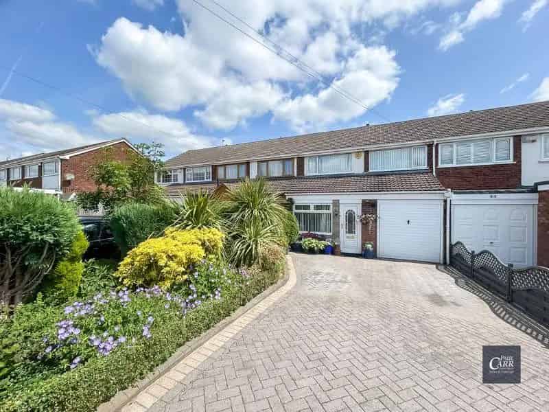 3 Bedroom Terraced House for Sale Streetly