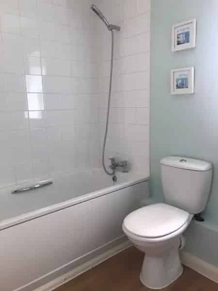Spacious One Bedroom Flat Near Tonbridge