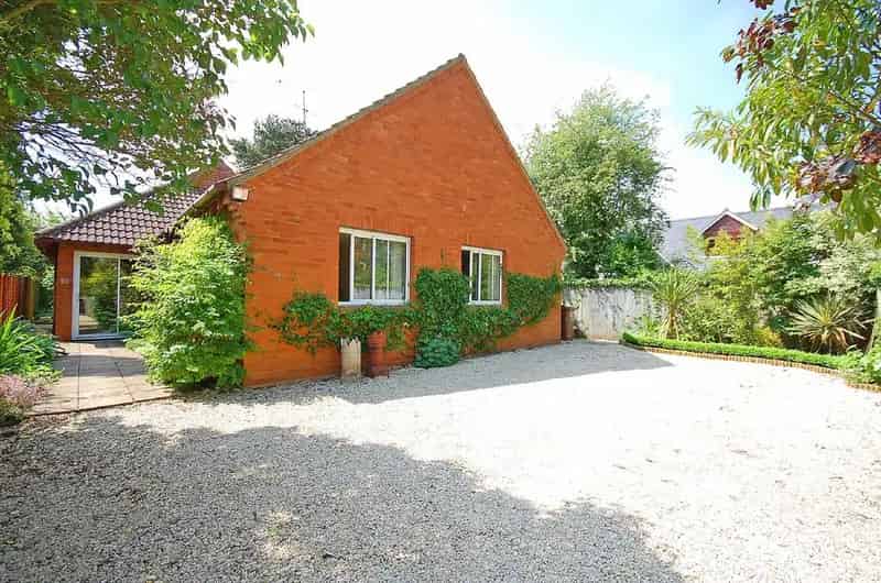 3 Bedroom Bungalow for Sale